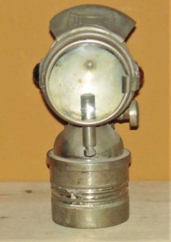 lampe à carbure de vélo