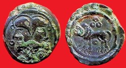 bronze à la tête janiforme c