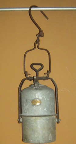 lampe à carbure type égoutier 5