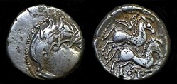 drachme aux deux chevaux et au fleuron