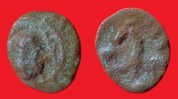 bronze à la tête de face