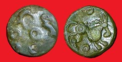 ATUATUQUES - bronze aux animaux et au cheval à droite