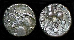 denier à la tête casquée - type 5