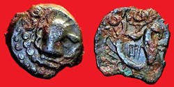 bronze à l'aigle et au sanglier