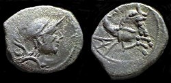 denier à l'hippocampe tête à droite