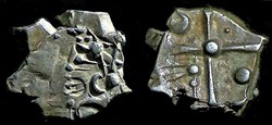 drachme à la tête triangulaire