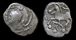 denier à la tête casquée - type 3