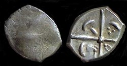 drachme de style hybride entre cubiste et romanisé