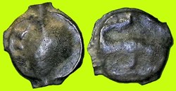 potin à la tête diabolique - cl 8 var au taureau à droite