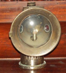 lampe à carbure  de vélo