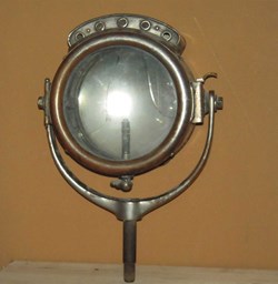 phare à acétylène de voiture