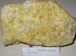 SOUFRE NATIF Sicile