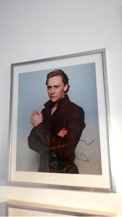 Autographe de Tom Hiddleston