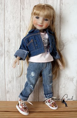 Poupée Ruby Red Fashion Friends Sara "Let your Light Shine"