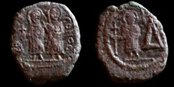Sear 610 - Demi Follis de Justin II et Sophie émis à Cherson(565-578 ap J.-C.)