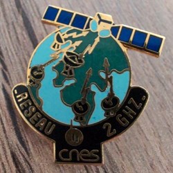 Pin's CNES réseau 2 GHz