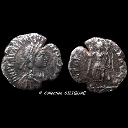 VALENTINIEN III - ROME - RIC 2087