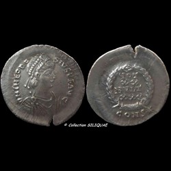THEODOSE II - CONSTANTINOPLE - RIC 381