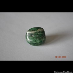 Quartz prase