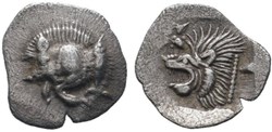 *Cyzique / Hémiobole / Protomé de sanglier à gauche  - Tête de lion à gauche.