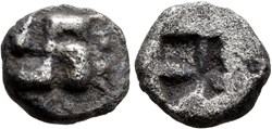 Ionie / Incertaine / Dioblole / Croix swastika - Carré creux .
