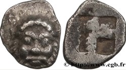 Ile de Lesbos  / Tetartemorion / Tête barbue de Sylène - Carré creux.