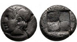 Ile de Lesbos / 1/8 eme de statère  / Tête d’Apollon - Carré creux
