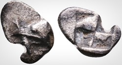 Cyzique / Hémiobole / Tête de Thon à gauche avec poisson dans le gueule - Carré creux