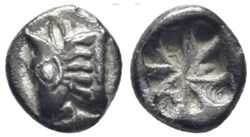 *Asie Mineure / Incertaine / Obole / Tête de taureau - Carré creux multi-divisé.