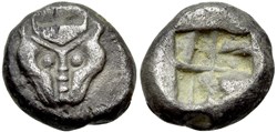 Asie Mineure / Triobole / Tête de panthère - Carré creux.
