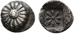 M Erythrée-Trihémitartemorion-Rosace-Bouclier / Carré creux