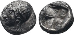 Phocée-Diobole-Tête de femme portant un sakkos à gauche / Carré creux quadripartite