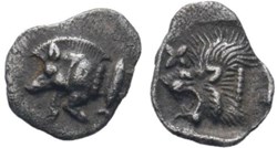 *Cyzique / Hémiobole / Protomé de sanglier à gauche  - Tête de lion à gauche.