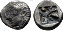 Colophon / Hémiobole / Tête d'Apollon à gauche - Carré creux