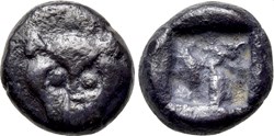 M-Asie Mineure / Hémiobole / Tête de panthère - Carré creux.