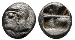 Colophon / Obole / Tête d'Apollon à gauche - Carré creux