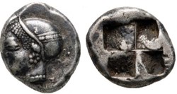 *Phocée / Diobole / Tête de femme portant un sakkos à gauche / Carré creux