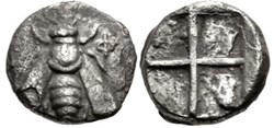 Ephèse-Drachme-Abeille E-Φ - Carré creux.