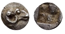*Cebren / Tetartemorion / Tête de bélier - Carré creux