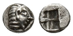Colophon / Tetartémorion / Tête à Droite - Carré creux