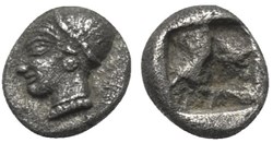 *Phocée-Diobole-Tête de nymphe à gauche / Carré creux .