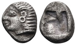 Colophon / Dioblole / Tête  à gauche - Carré creux