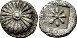 Erythrée /Trihémitartemorion / Rosace / Bouclier - Rose à huit pétales