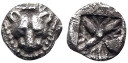 Milet / 1/64 eme de statère / Tête de Lion - Motif Stéllaire dans carré creux