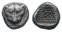 M-Milet / 1/8 eme de statère / Tête de Lion - Motif floral et treillis dans un carré creux