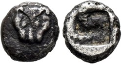 M Asie Mineure / Hémiobole / Tête de panthère - Carré creux.