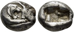 Royaume de Lydie / Hémistatère Siglos / Protomés de taureau et lion affrontés. / Double carré creux.