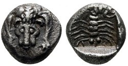 M Milet / 1/24 eme de Statère - Tritartemorion / Dépouille de Lion - Scorpion.