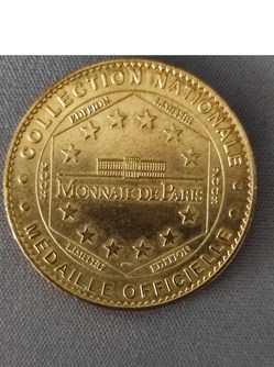 La médaille officielle collection nationale de la Dordogne : LA ROQUE SAINT-CHRISTOPHE