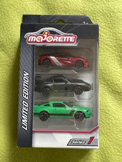Pack Series 1 w/ Renault Alpine A110-50 (DeZir), Porsche 911 997 GT3 RS, Ford Mustang Boss 302